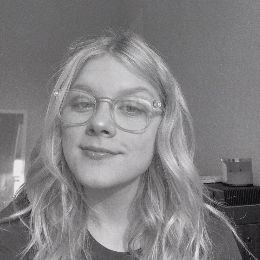 🦋 welcome to my poshmark account 🦋